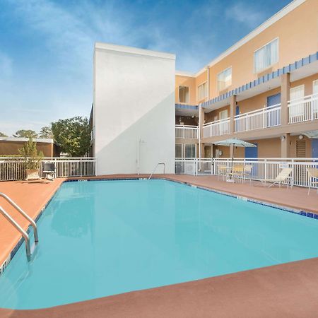 Baymont By Wyndham Savannah Midtown Eksteriør bilde