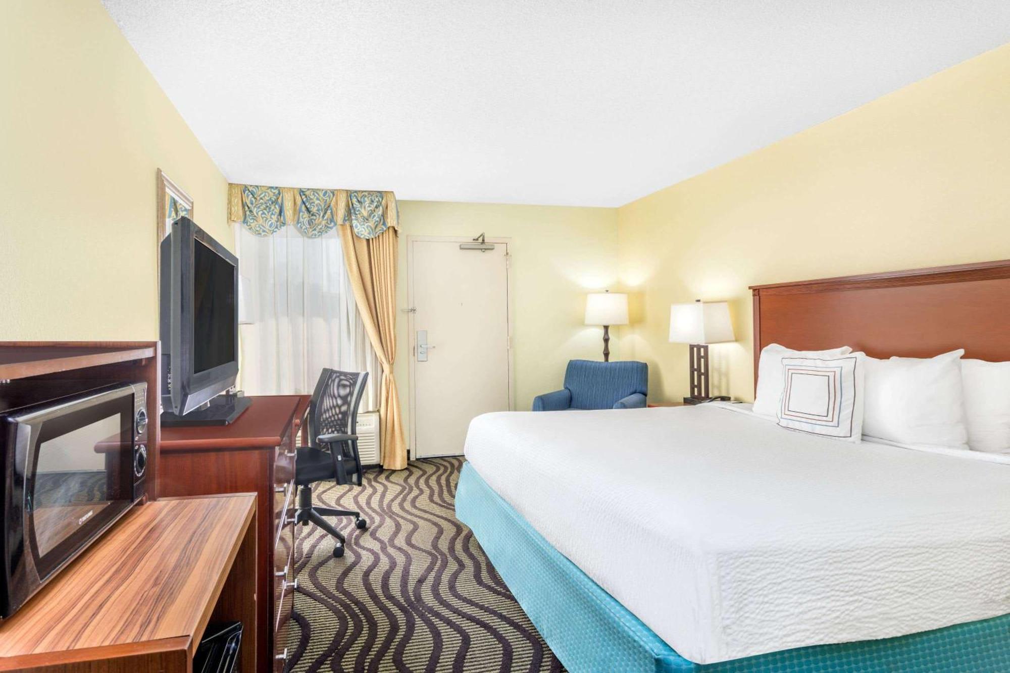 Baymont By Wyndham Savannah Midtown Eksteriør bilde