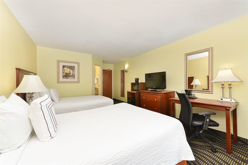 Baymont By Wyndham Savannah Midtown Eksteriør bilde